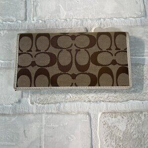 Coach Checkbook Cover Beige‎ Signature C Canvas Leather Trim